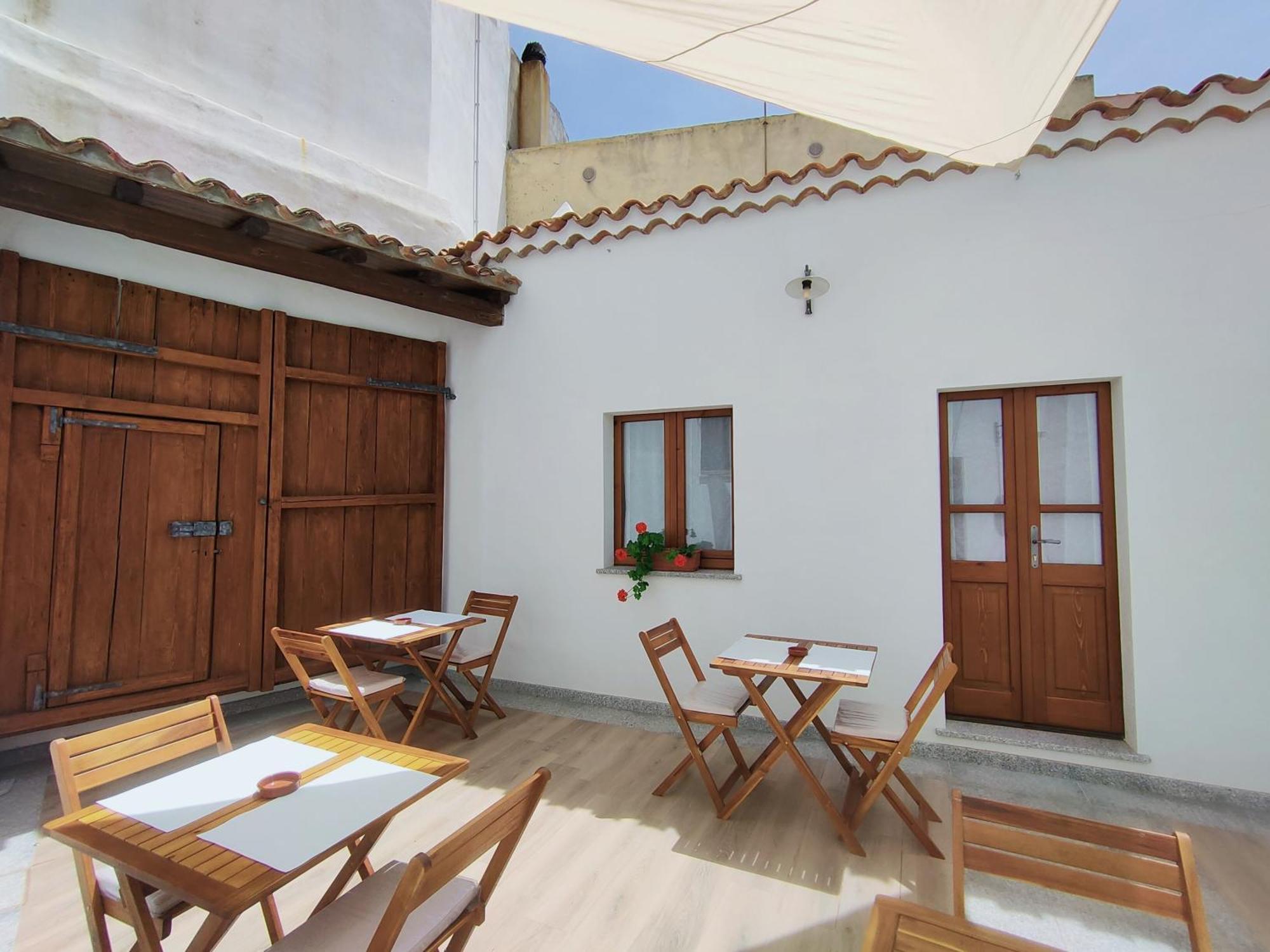 Donna Raffaela Bed & Breakfast แตร์เตนิอา ภายนอก รูปภาพ