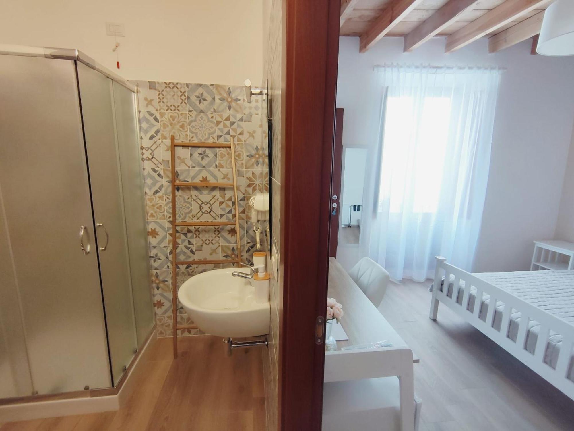 Donna Raffaela Bed & Breakfast แตร์เตนิอา ภายนอก รูปภาพ