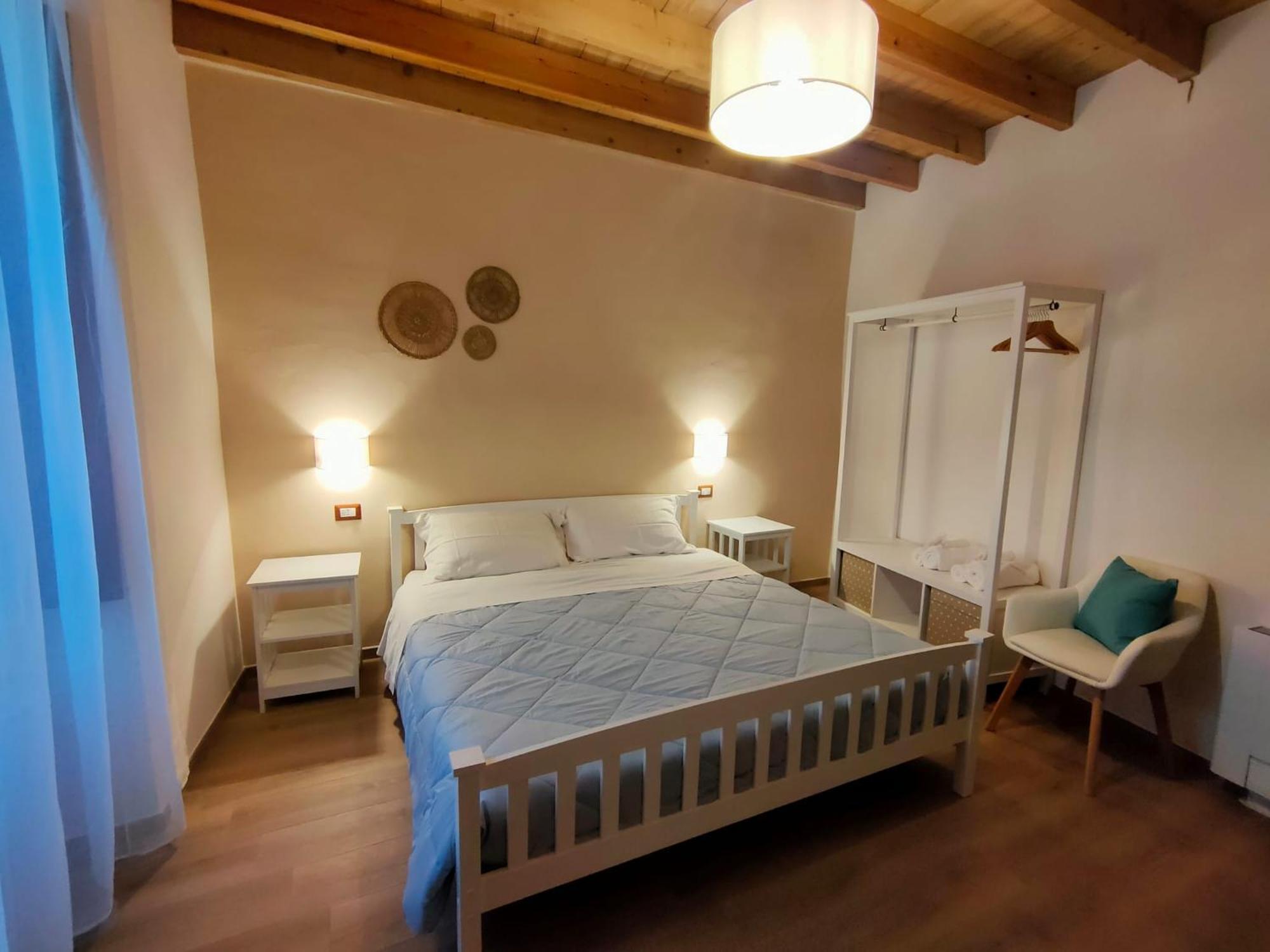 Donna Raffaela Bed & Breakfast แตร์เตนิอา ภายนอก รูปภาพ